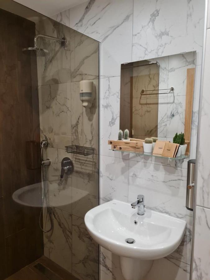 Apartment Magri Luxurious A42 Gardens