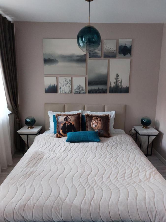 Magri Luxurious A42 Gardens Borovets