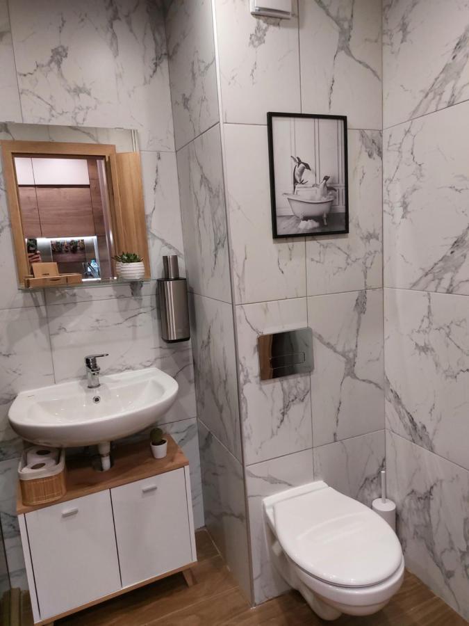 Magri Luxurious A42 Gardens